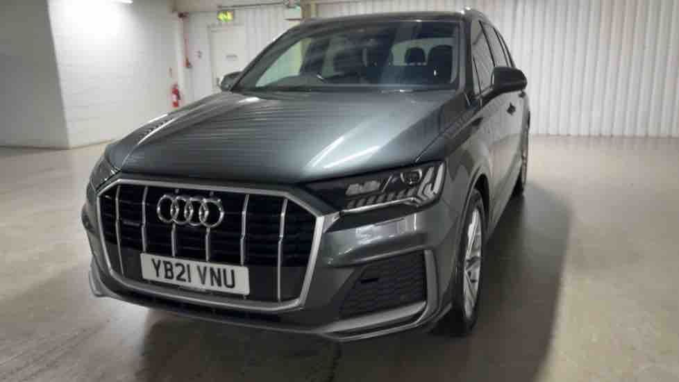 More views of Audi Q7