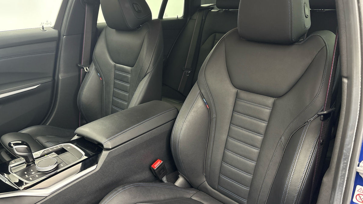 BMW 3 Series Image 7