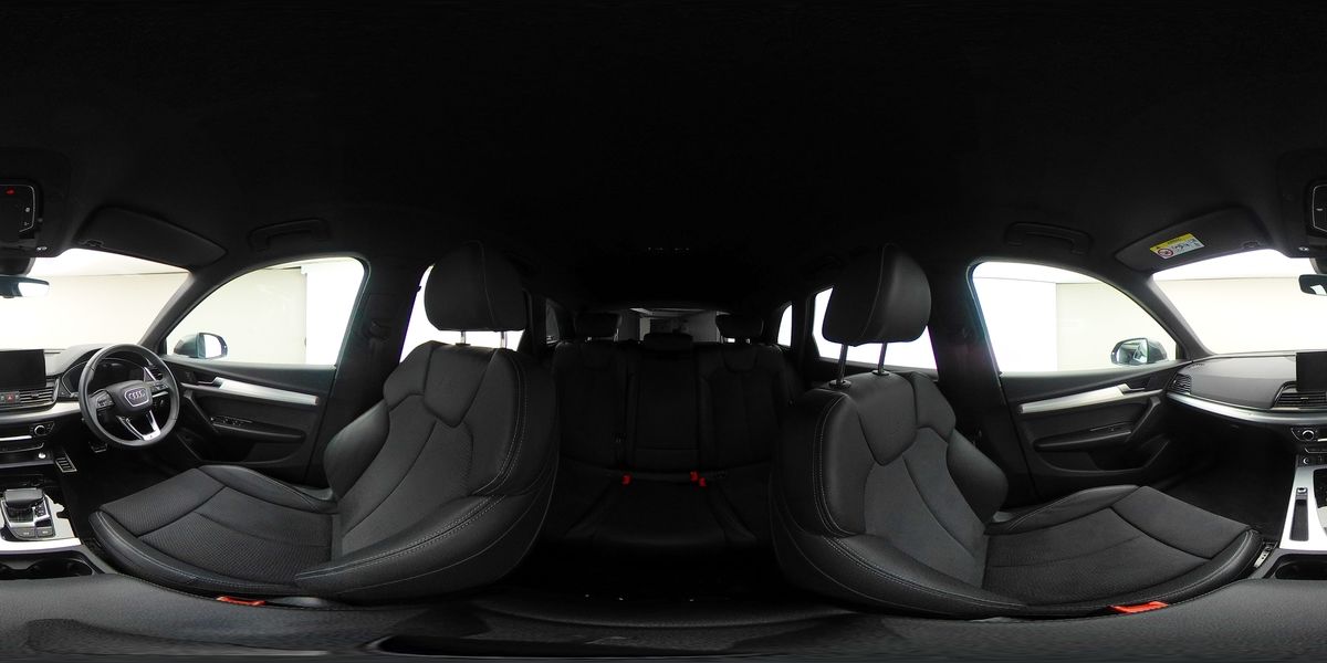 More views of Audi Q5