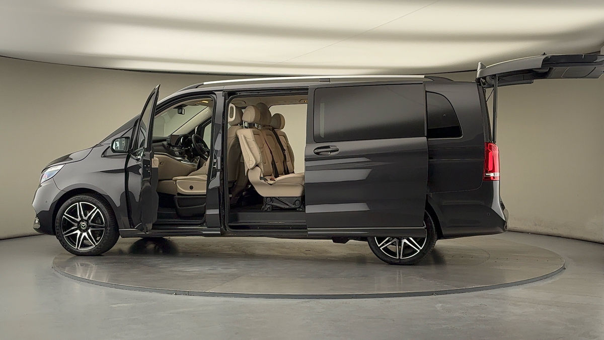 More views of Mercedes-Benz V Class