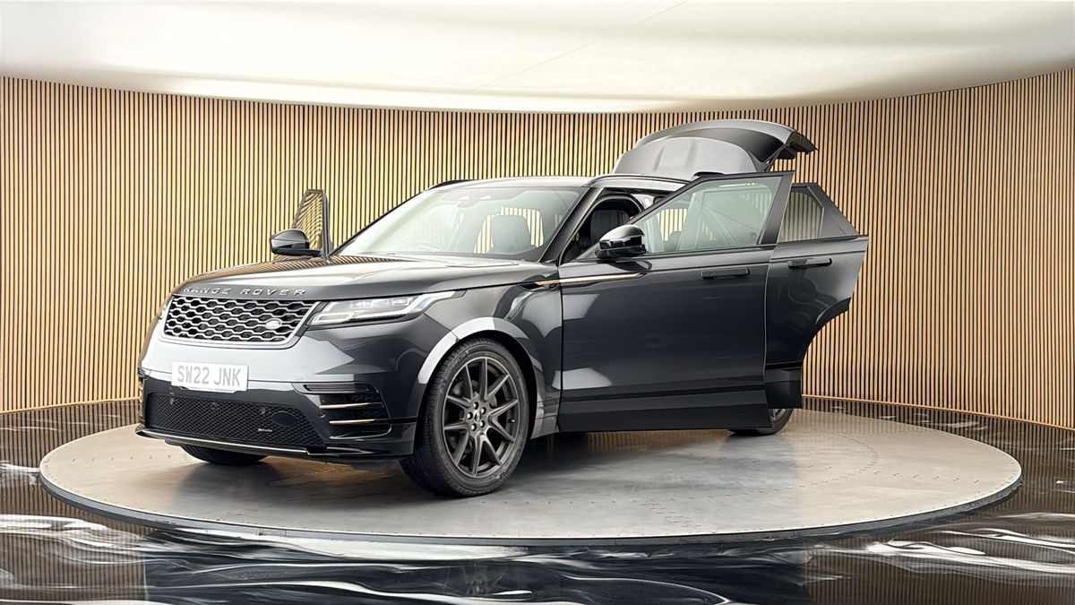 More views of Land Rover Range Rover Velar