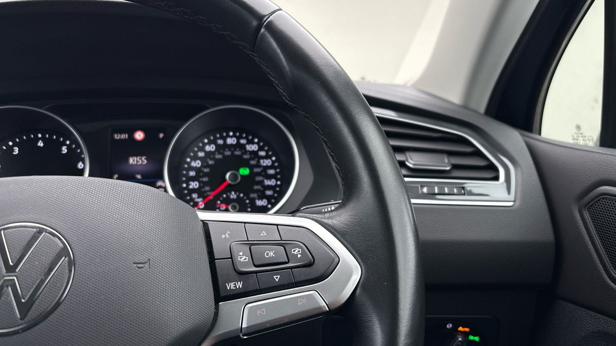 Volkswagen Tiguan Image 14