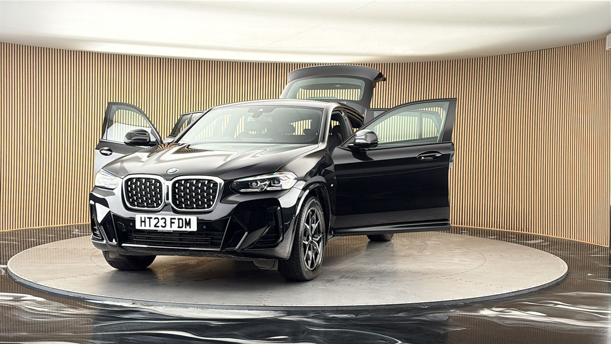 More views of BMW X4