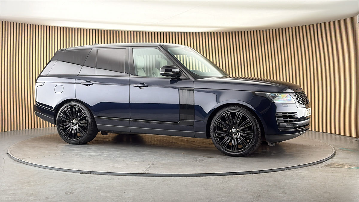 More views of Land Rover Range Rover