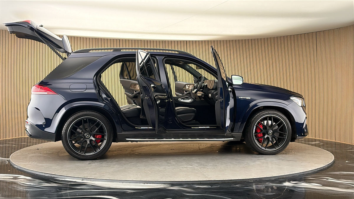 More views of Mercedes-Benz GLE