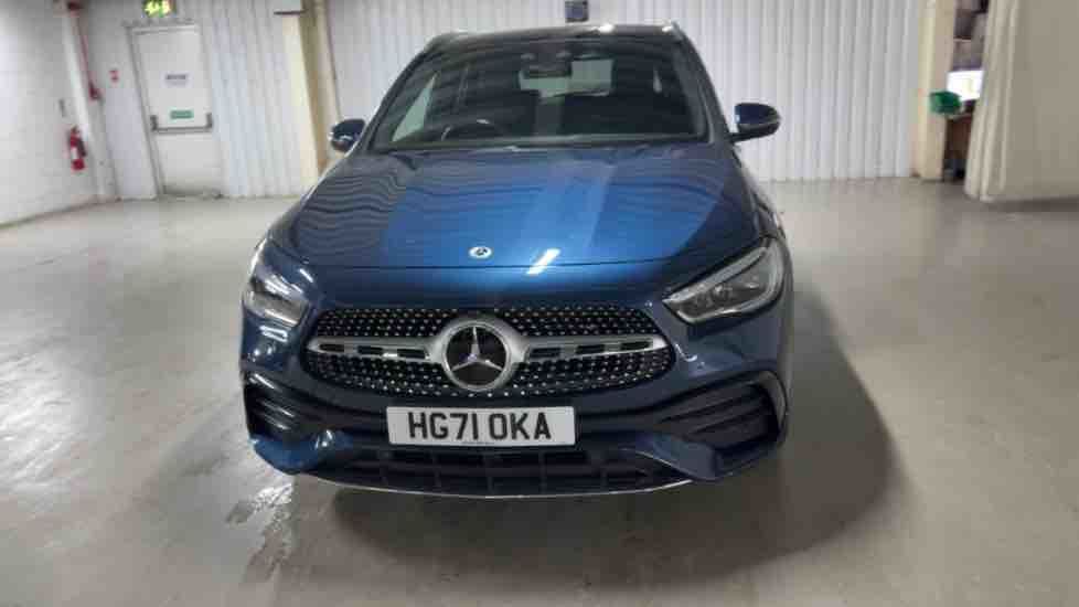 More views of Mercedes-Benz GLA