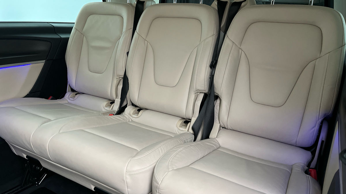 Mercedes-Benz V Class Image 8