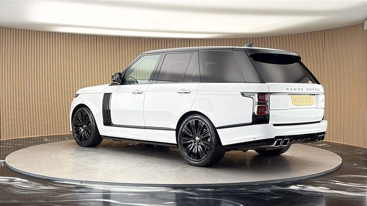 More views of Land Rover Range Rover