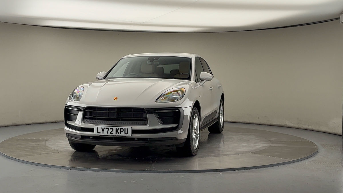More views of Porsche Macan