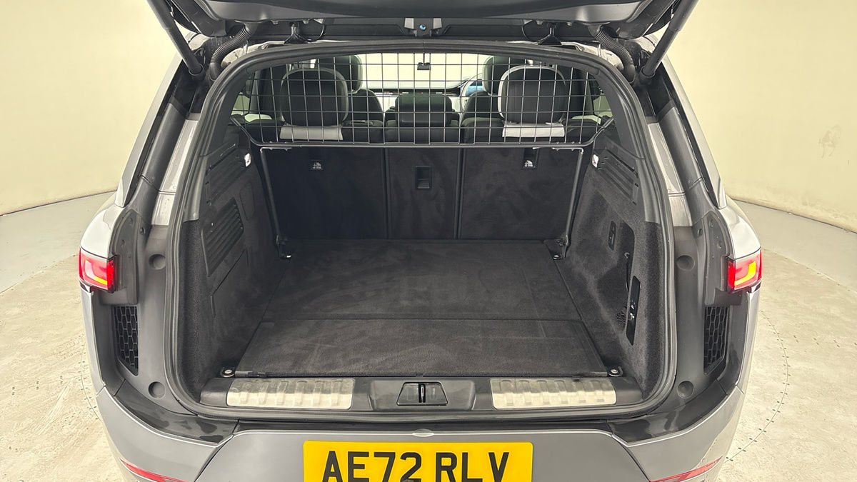 Land Rover Range Rover Sport Image 11