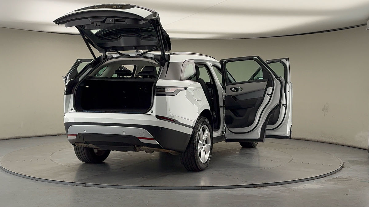 More views of Land Rover Range Rover Velar