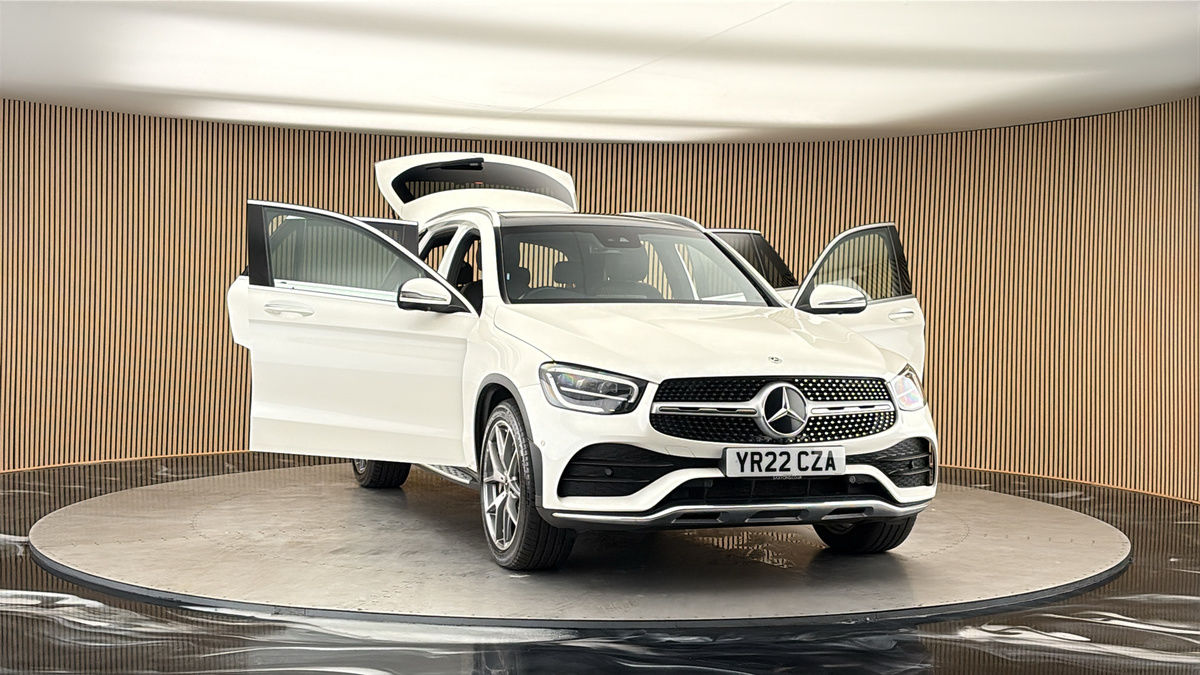 More views of Mercedes-Benz GLC