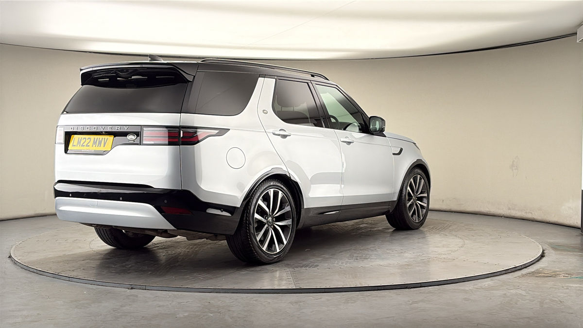 More views of Land Rover Discovery