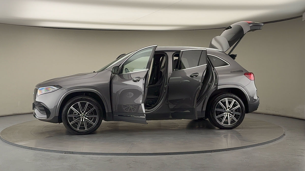 More views of Mercedes-Benz EQA