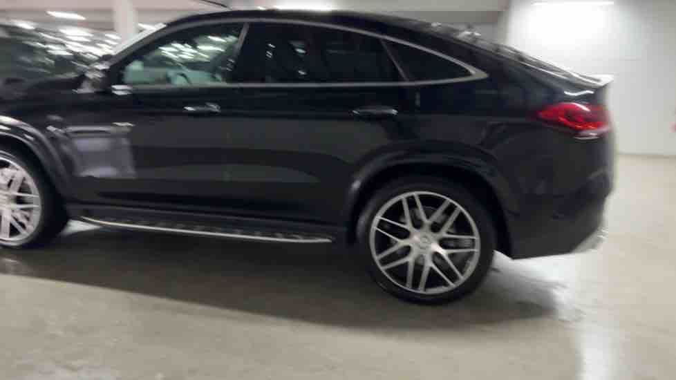 More views of Mercedes-Benz GLE