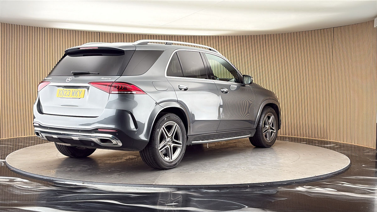 More views of Mercedes-Benz GLE