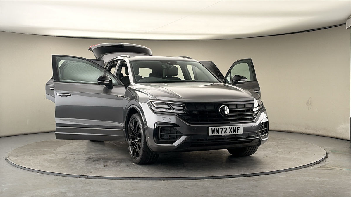 More views of Volkswagen Touareg