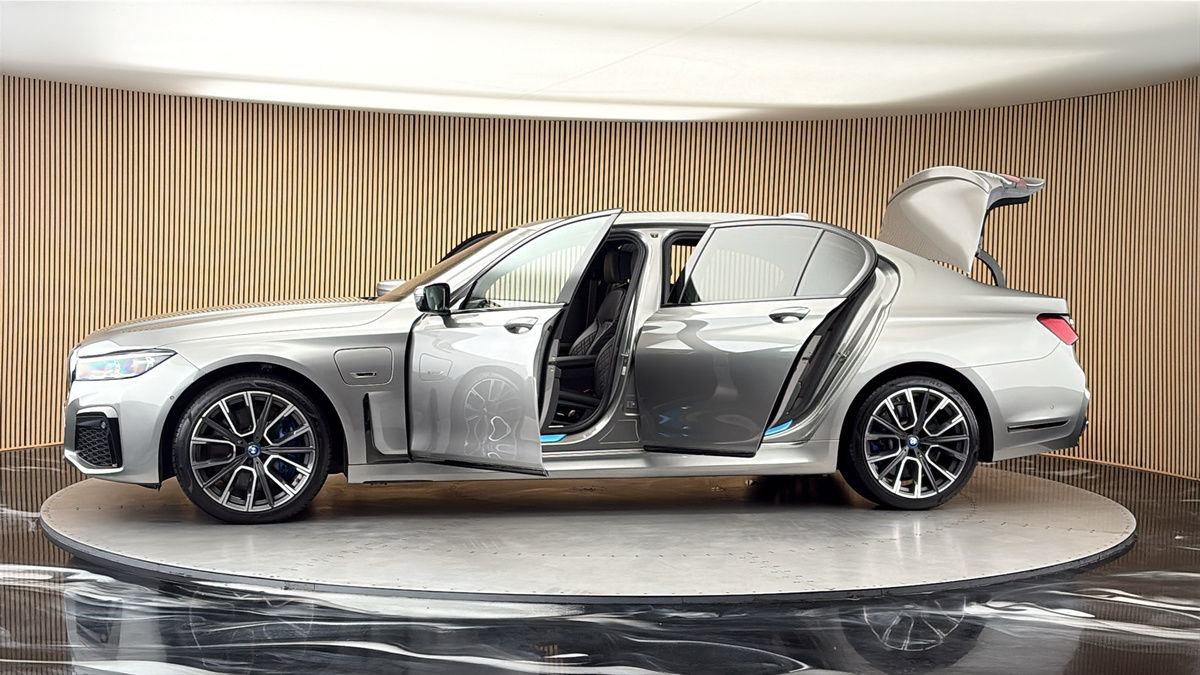 More views of BMW 7 Series