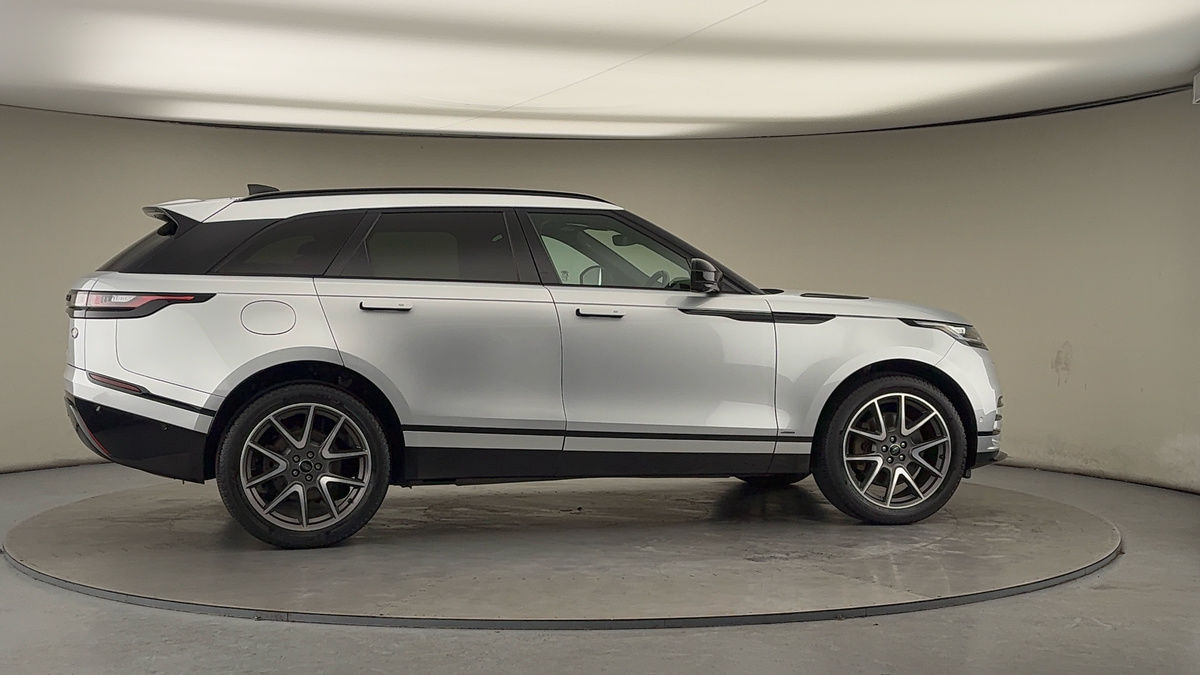 More views of Land Rover Range Rover Velar