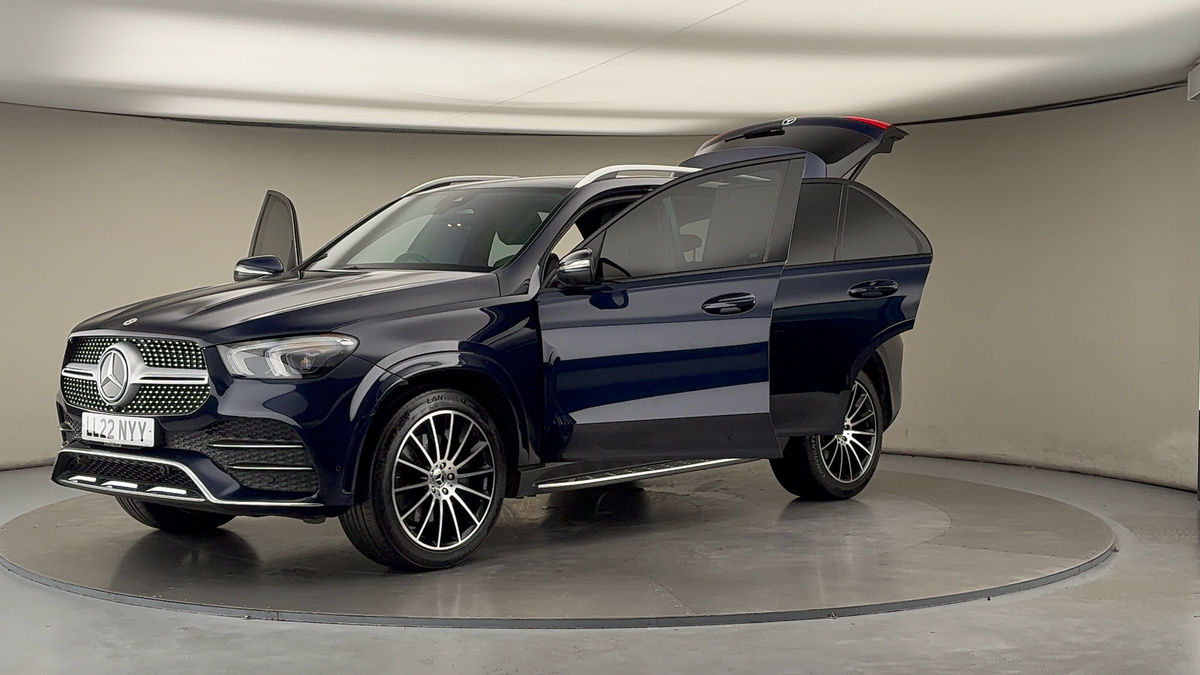 More views of Mercedes-Benz GLE