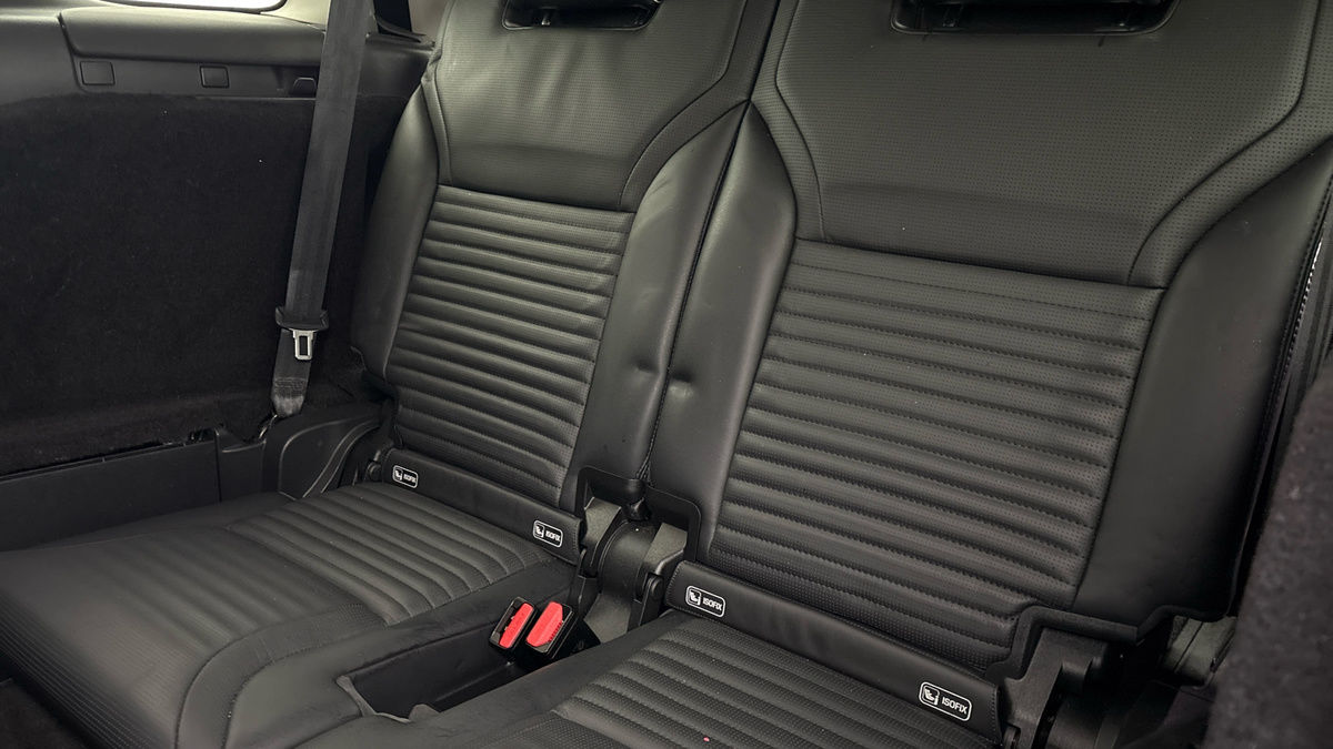 Land Rover Discovery Image 26