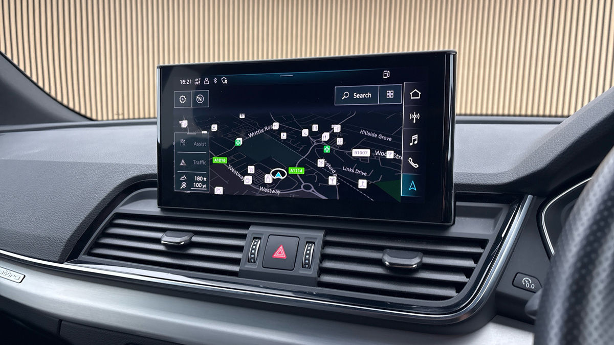 Audi Q5 Image 17