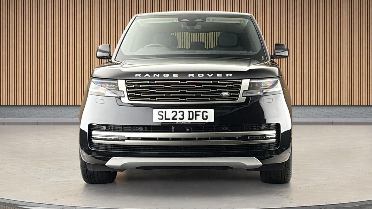 More views of Land Rover Range Rover