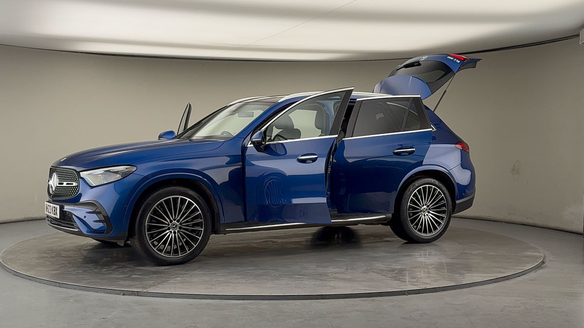 More views of Mercedes-Benz GLC