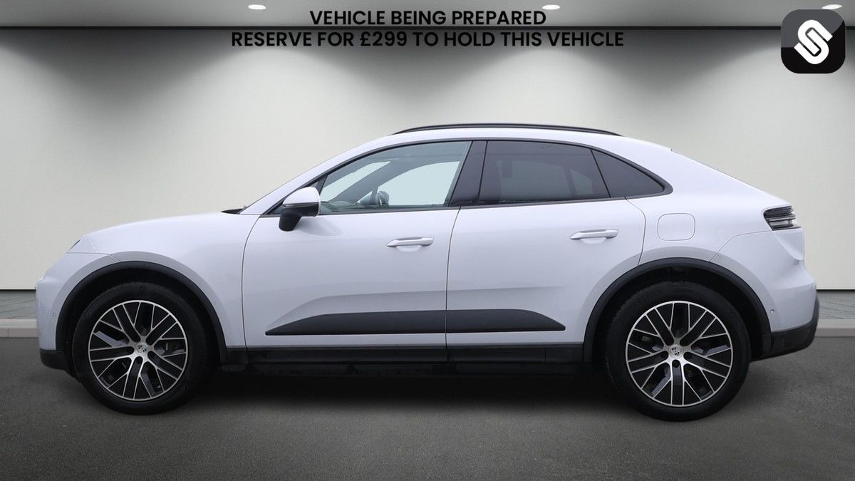 Porsche Macan Image 6