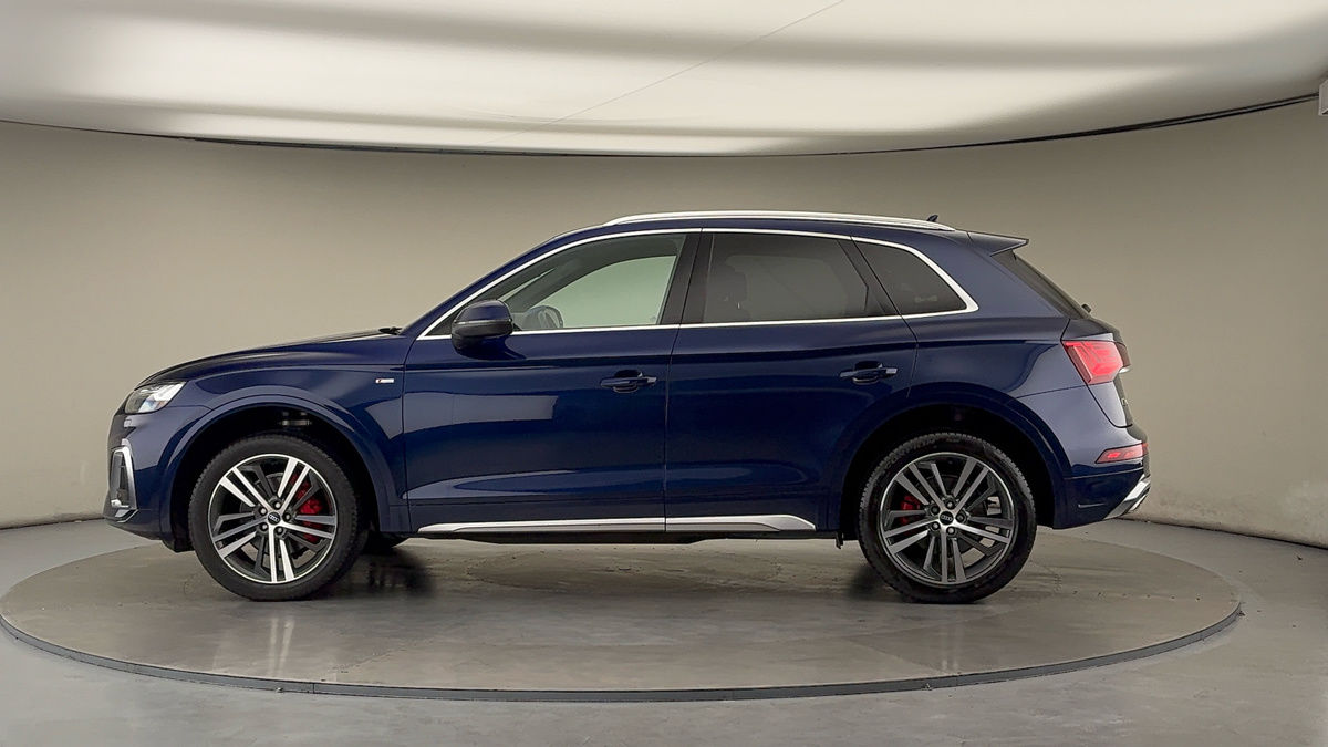 More views of Audi Q5