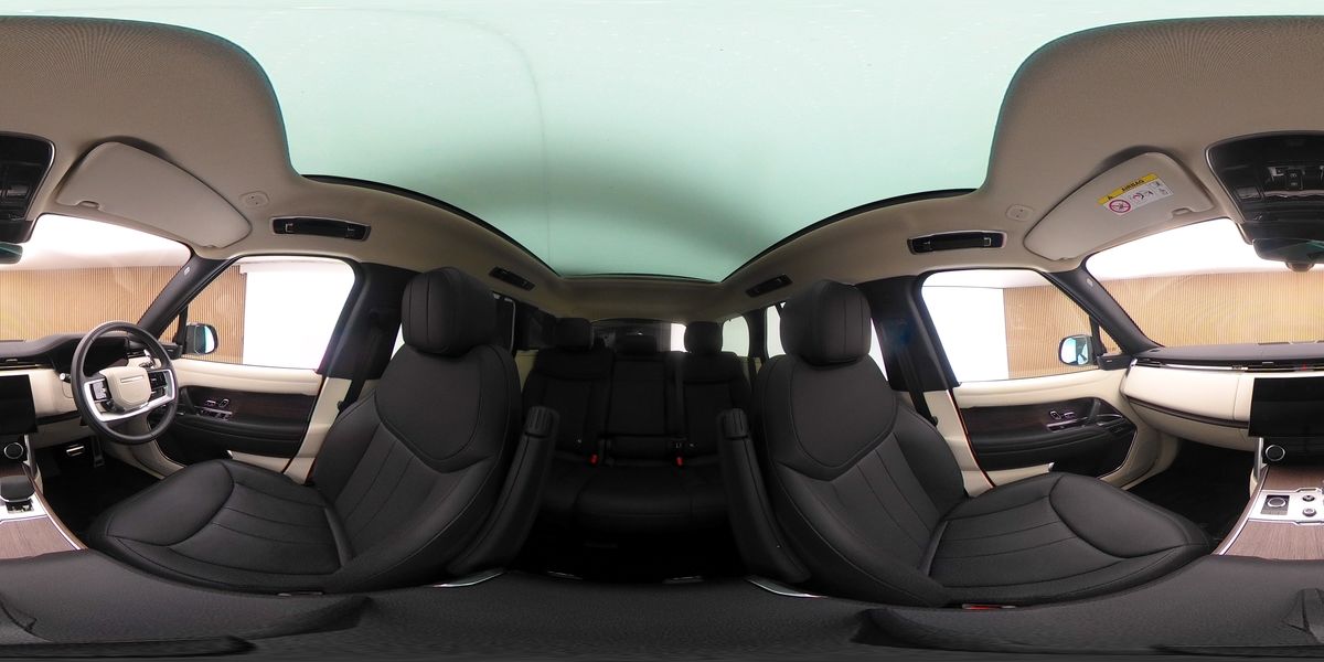 More views of Land Rover Range Rover