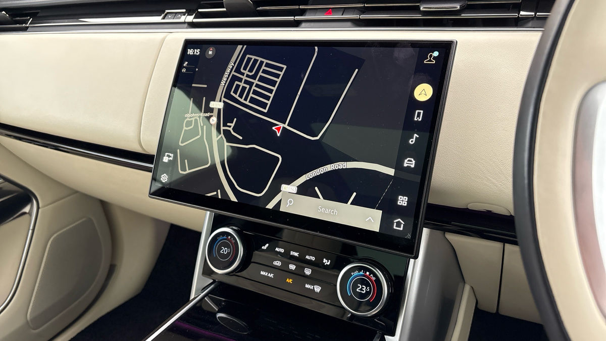 Land Rover Range Rover Image 17