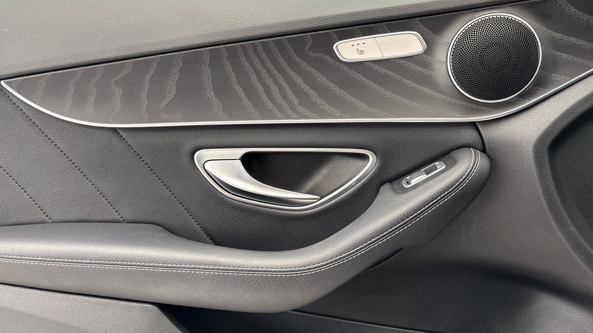 Mercedes-Benz C Class Image 19