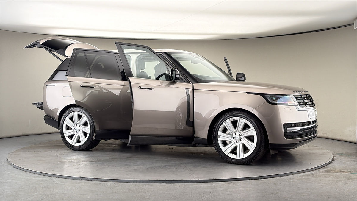 More views of Land Rover Range Rover