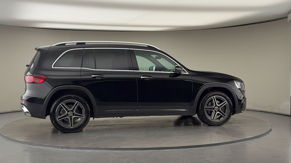 More views of Mercedes-Benz GLB