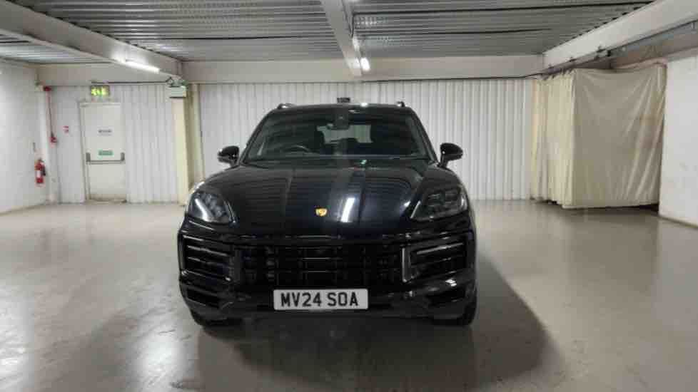 More views of Porsche Cayenne