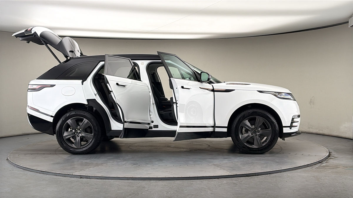 More views of Land Rover Range Rover Velar