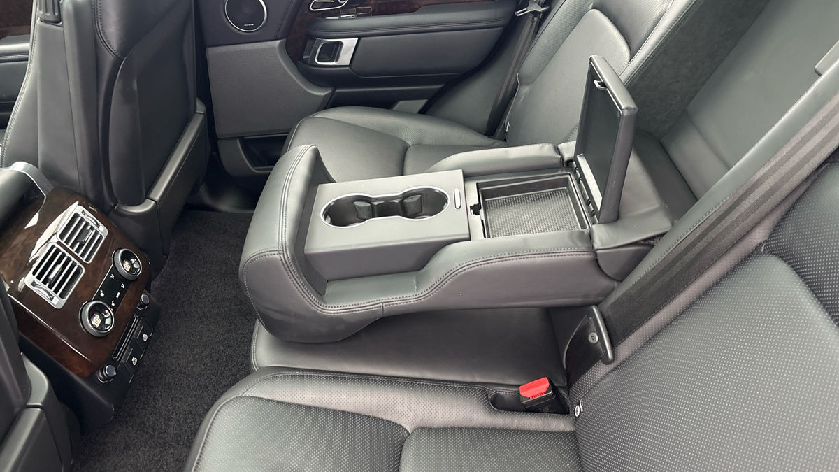 Land Rover Range Rover Image 9