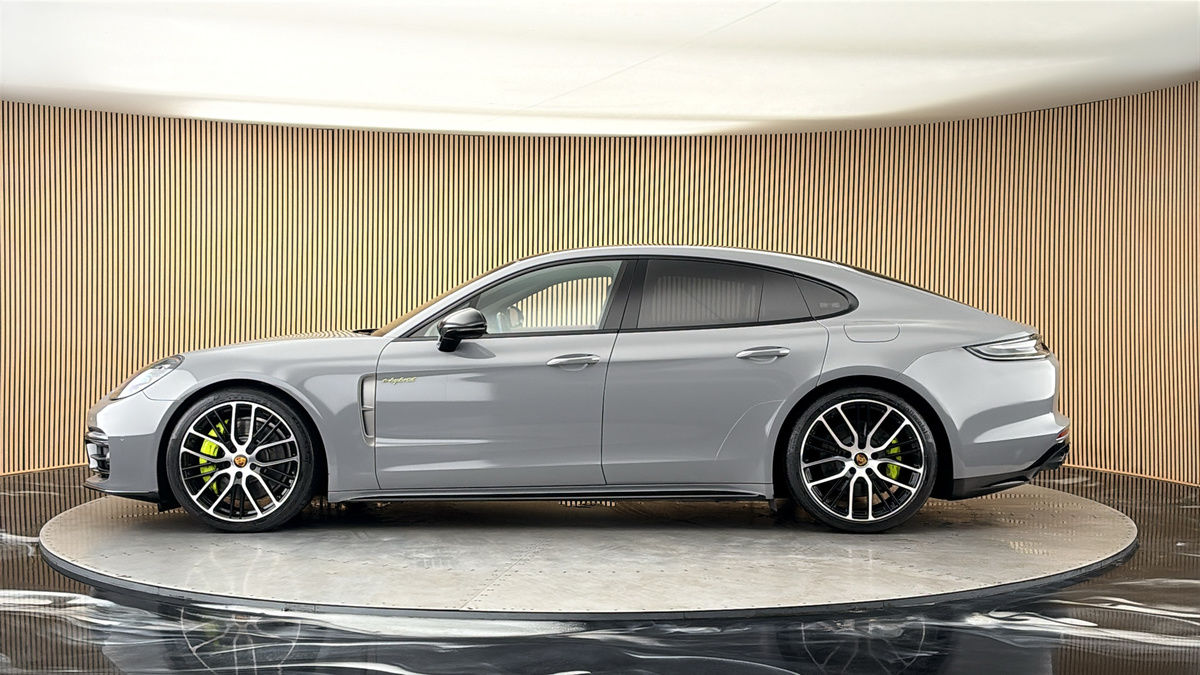 Porsche Panamera Image 15