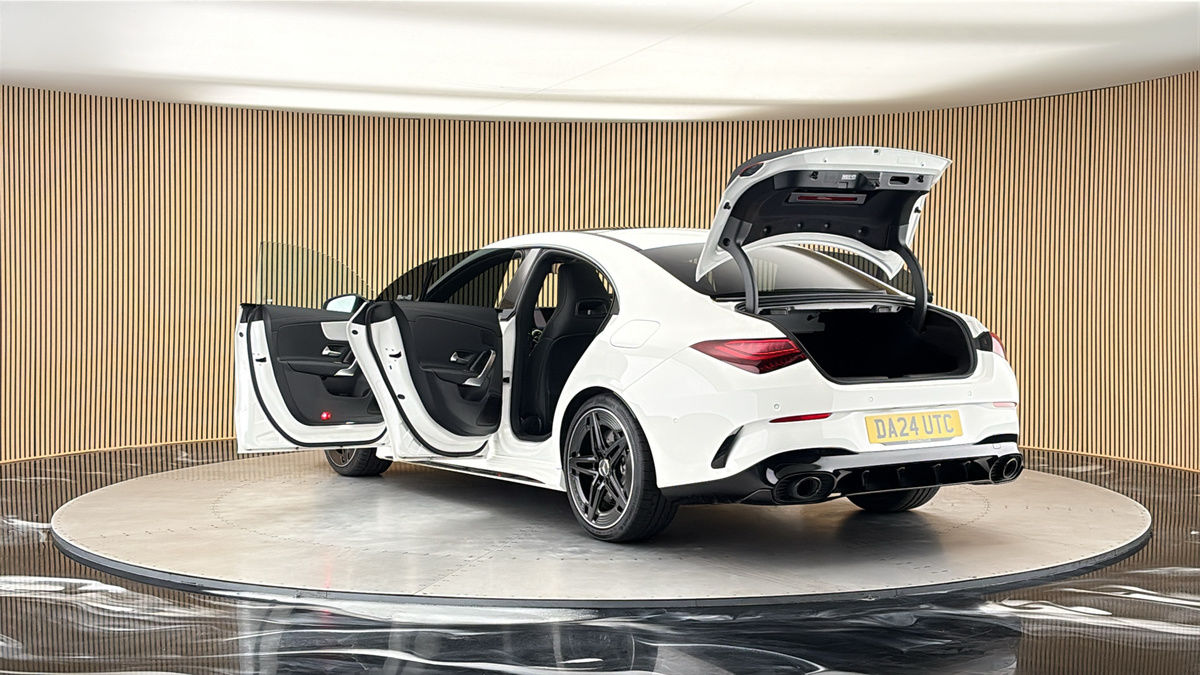 Mercedes-Benz CLA Image 23