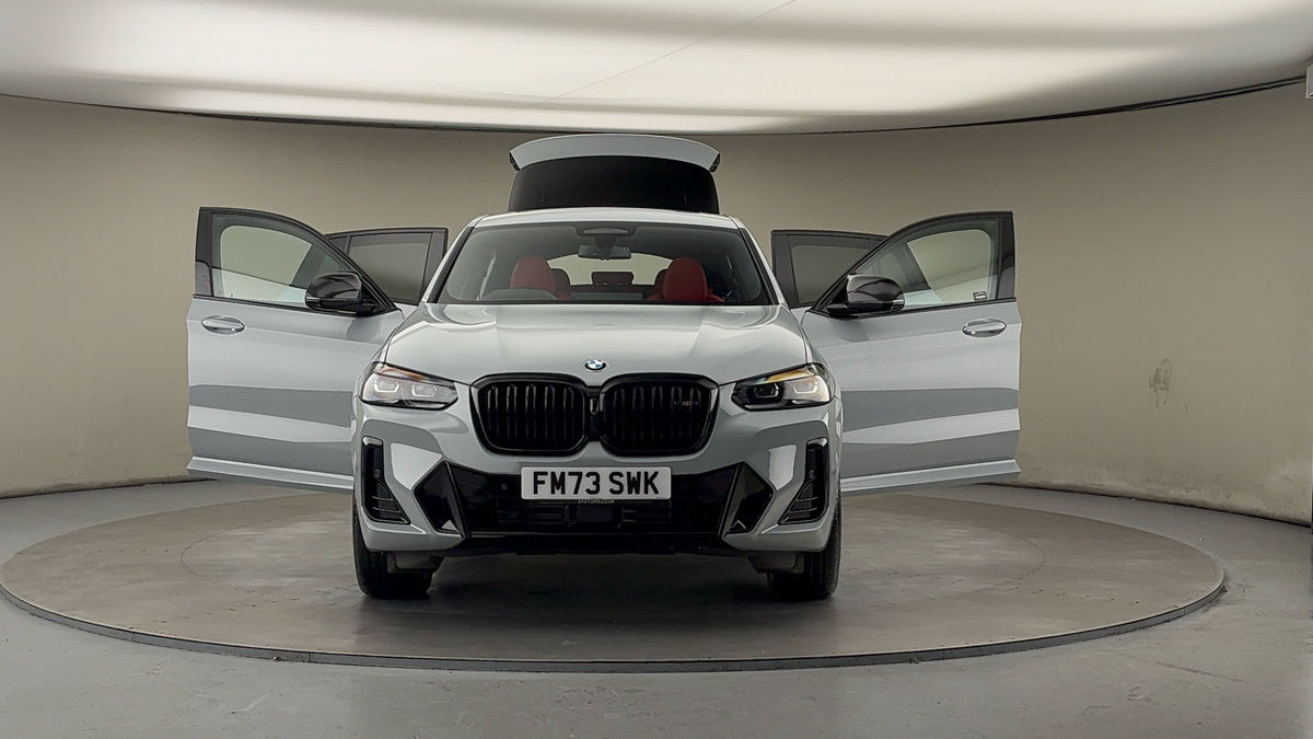 More views of BMW X4