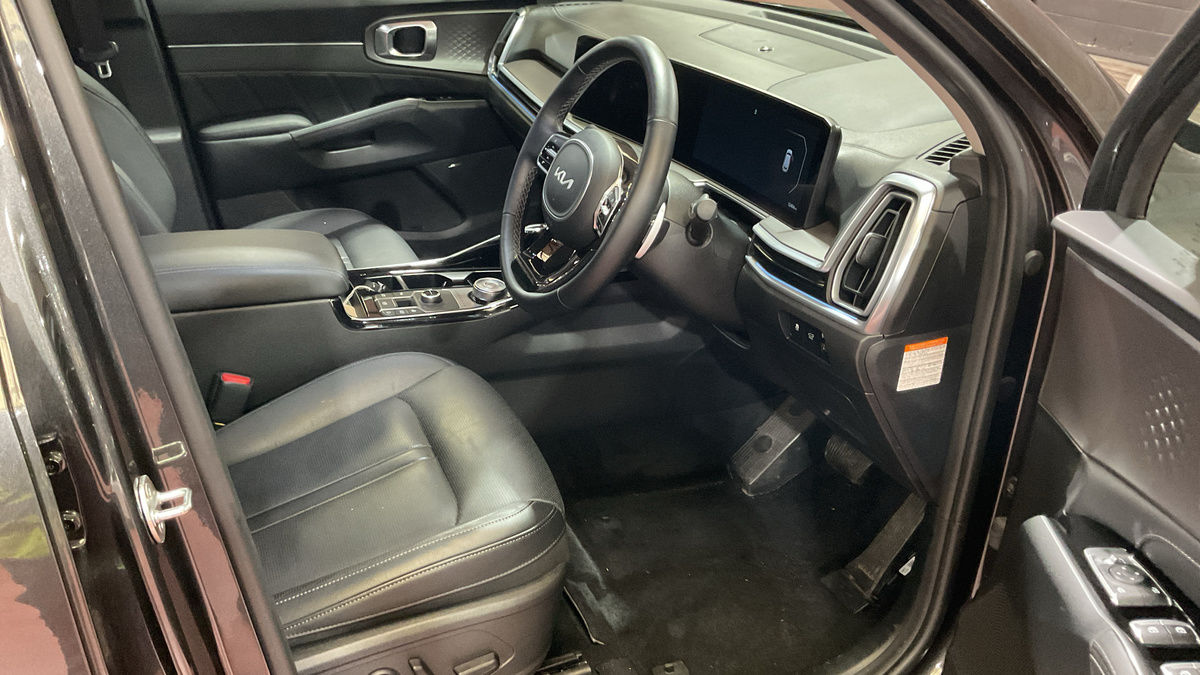 Kia Sorento Image 9