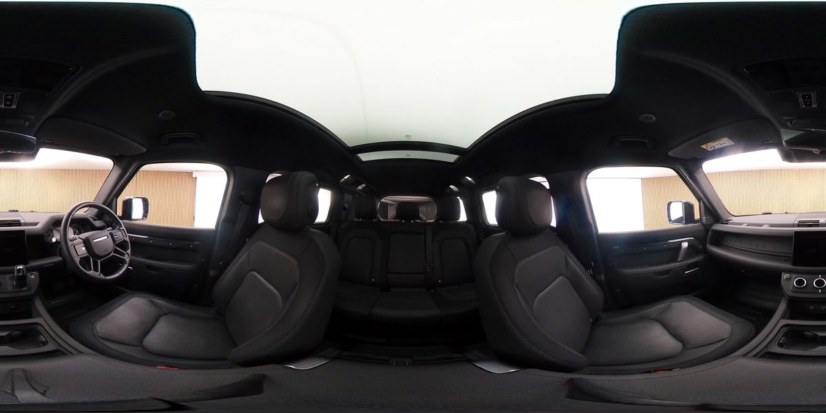 More views of Land Rover Defender 110
