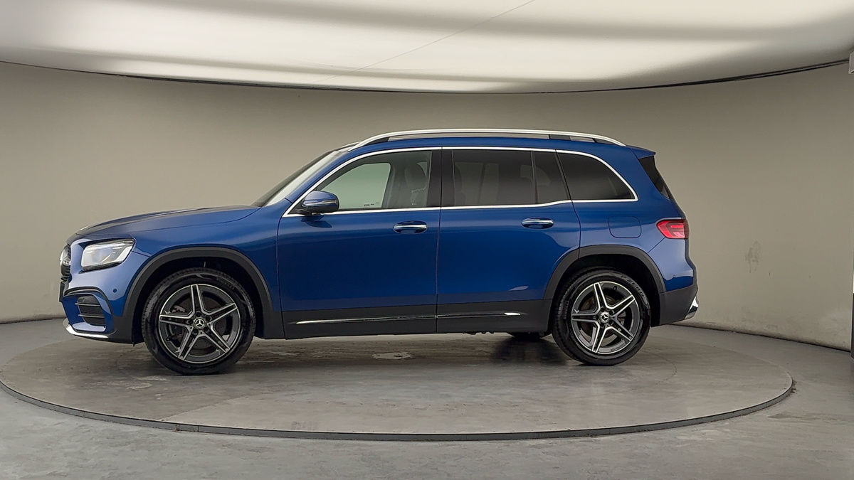 More views of Mercedes-Benz GLB