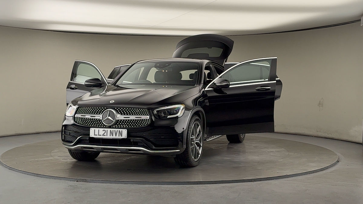 More views of Mercedes-Benz GLC