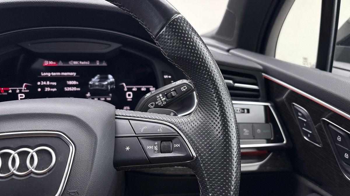 Audi Q7 Image 28