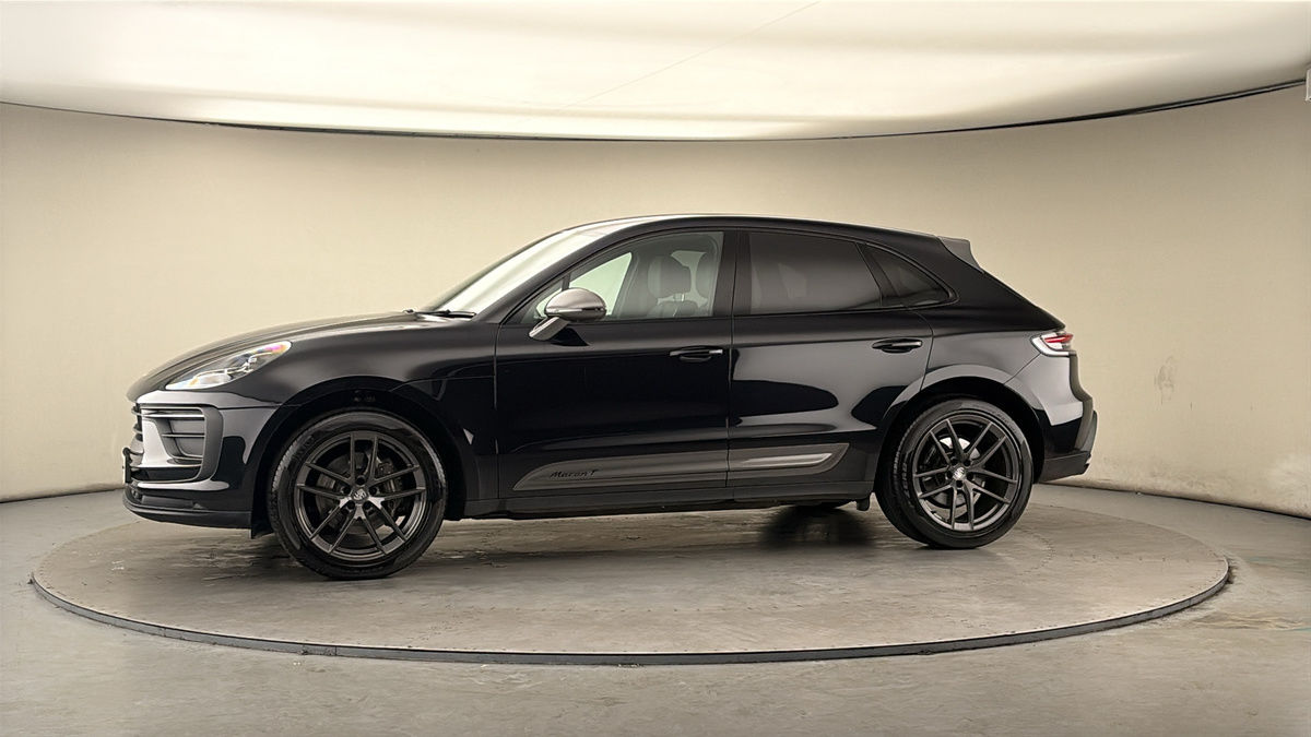 More views of Porsche Macan