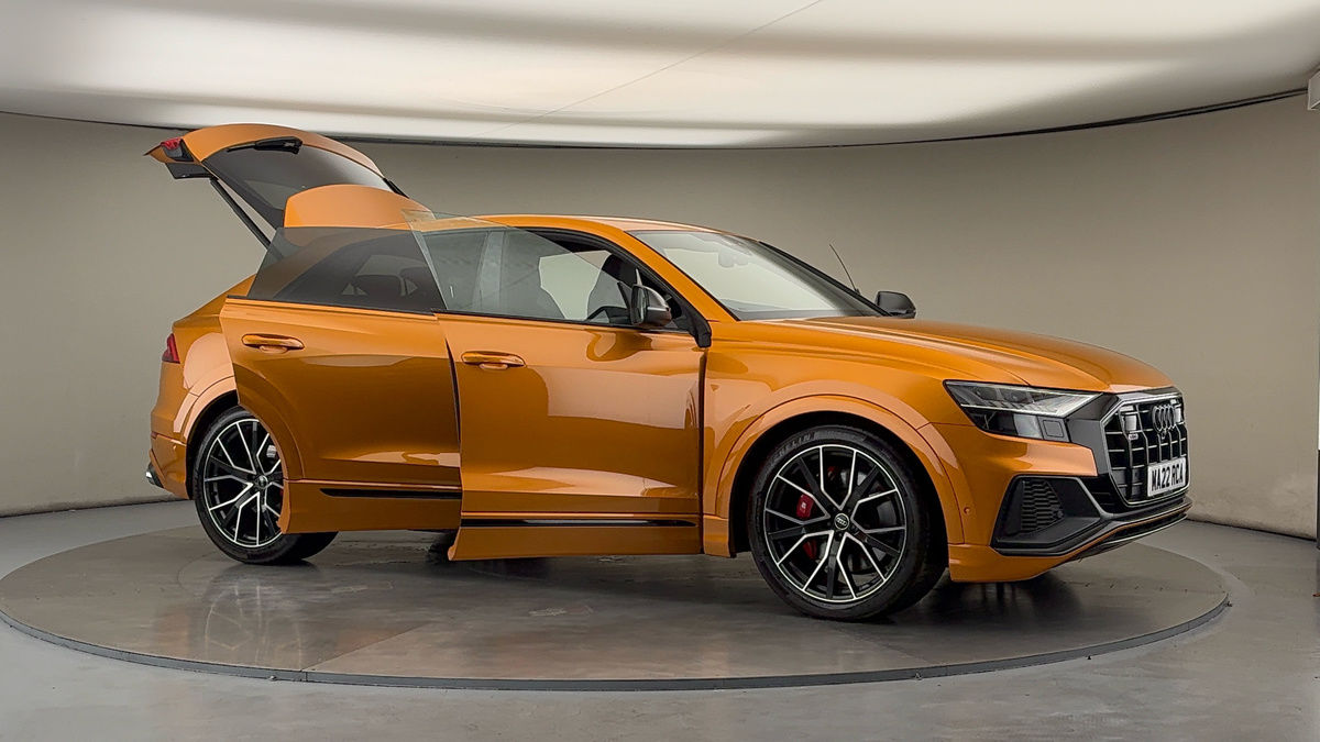 More views of Audi SQ8