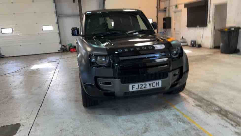 More views of Land Rover Defender 110