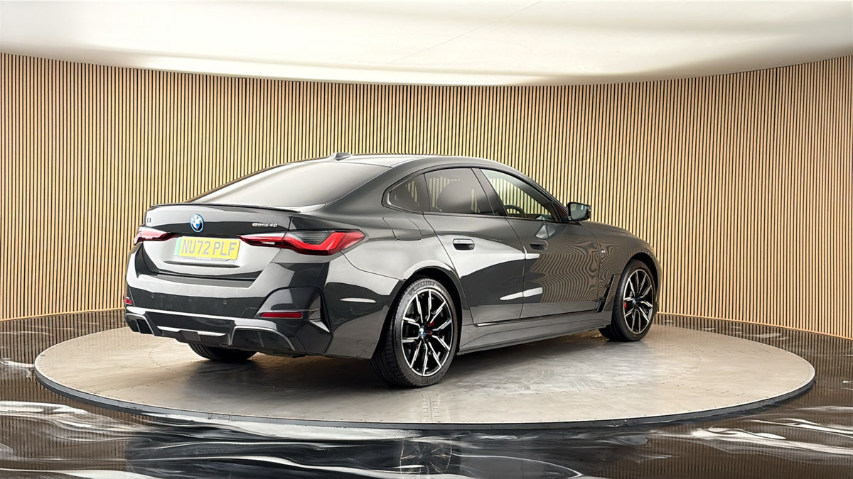 More views of BMW i4